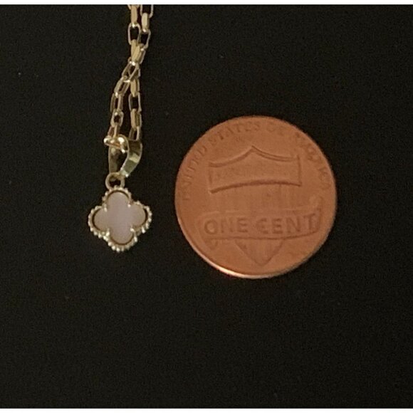 18K Gold Necklace 18" Cable Chain Rose Quartz Flower Pendant - Picture 7 of 7